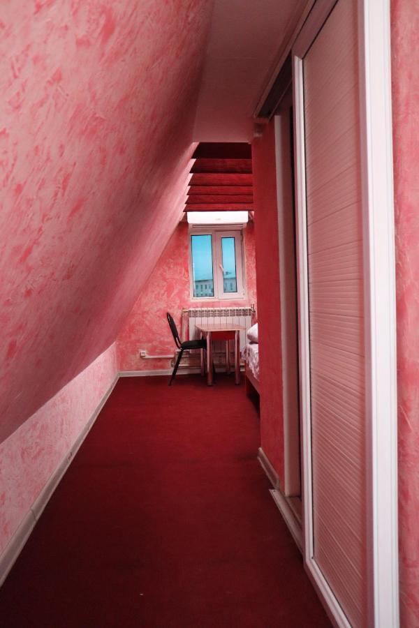 Hotel Ecopana Turkistan Esterno foto